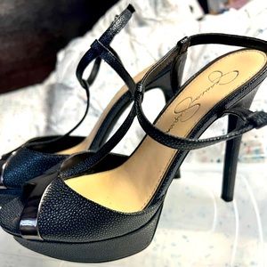 Jessica Simpson Cary’s Women Stiletto Heels 8 1/2 Gunmetal Grey